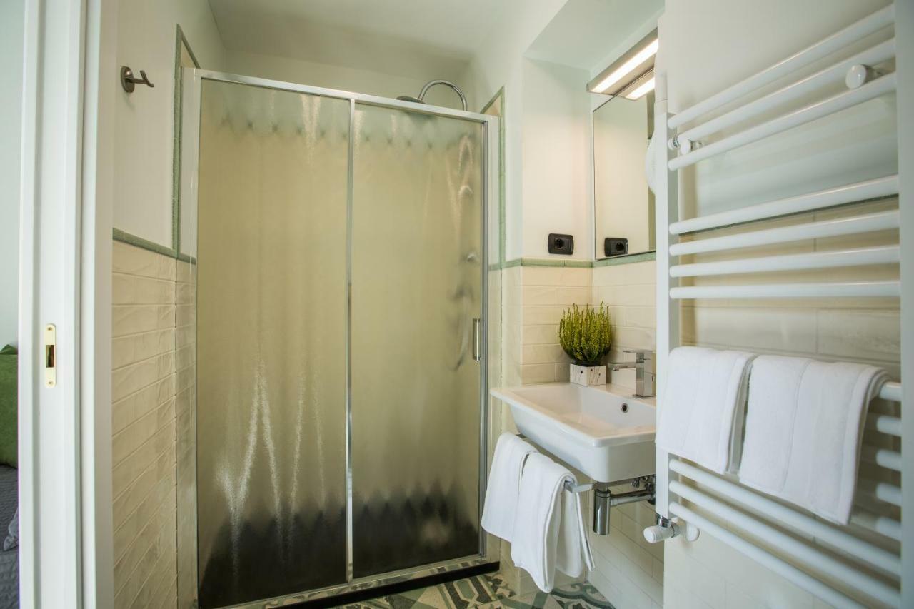 Art Nouveau Roma Colosseo Suites ภายนอก รูปภาพ
