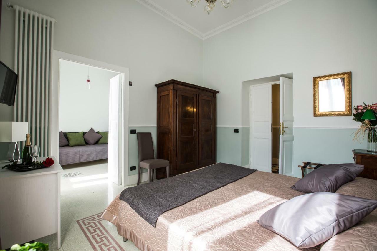 Art Nouveau Roma Colosseo Suites ภายนอก รูปภาพ