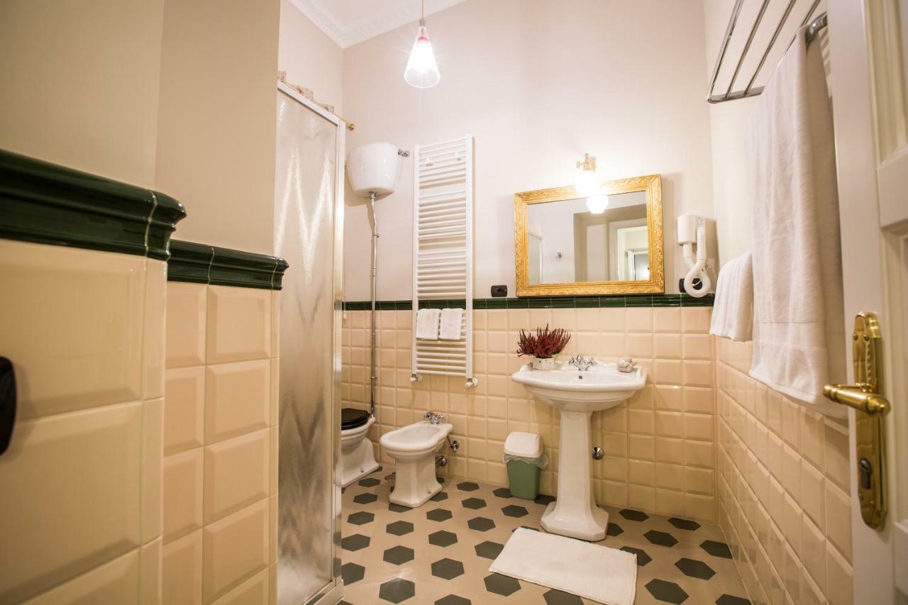 Art Nouveau Roma Colosseo Suites ภายนอก รูปภาพ