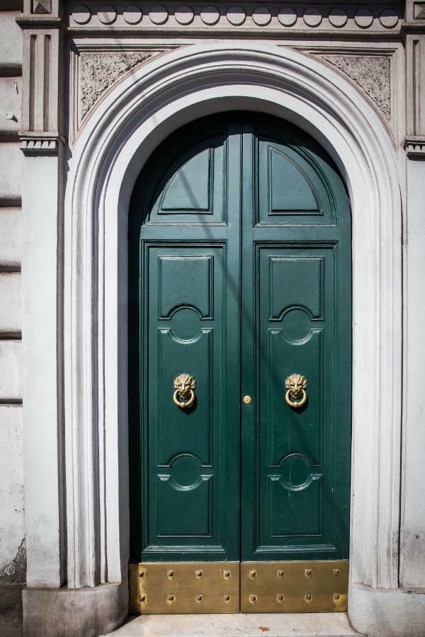 Art Nouveau Roma Colosseo Suites ภายนอก รูปภาพ
